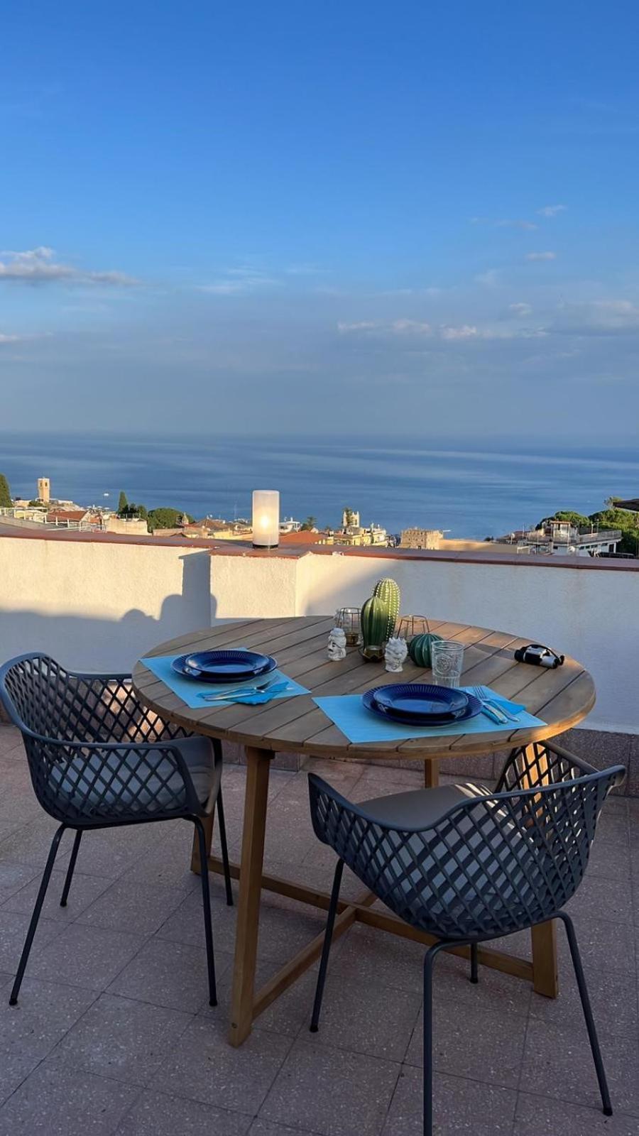 Murmuria Lägenhet Taormina